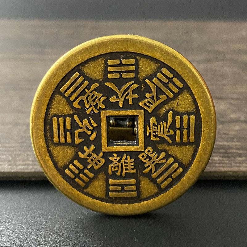 易经卜卦用什么铜币(铜钱打卦的结果怎么看)