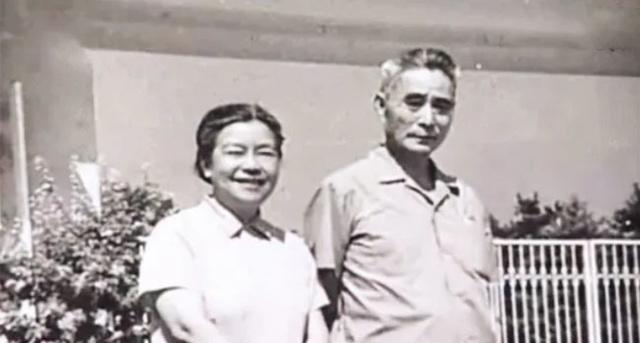 黄维的孩子名字
